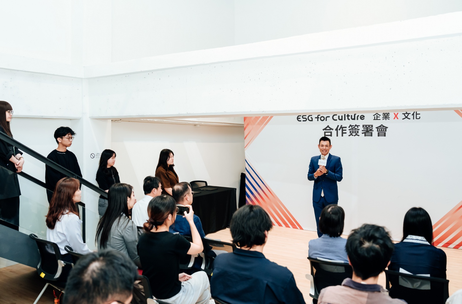 AEBC96A07F595077761DC056FC573BA32D3C4F09.jpeg (292 KB)